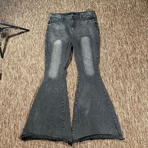 Judy Blue Super Flare Jeans Black Wash Distressed Hem Bell Bottom 15/32